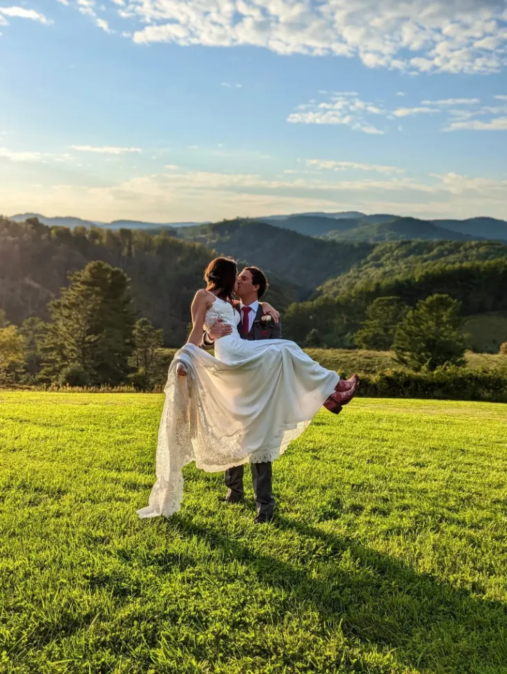 24 blue ridge mountain barn wedding