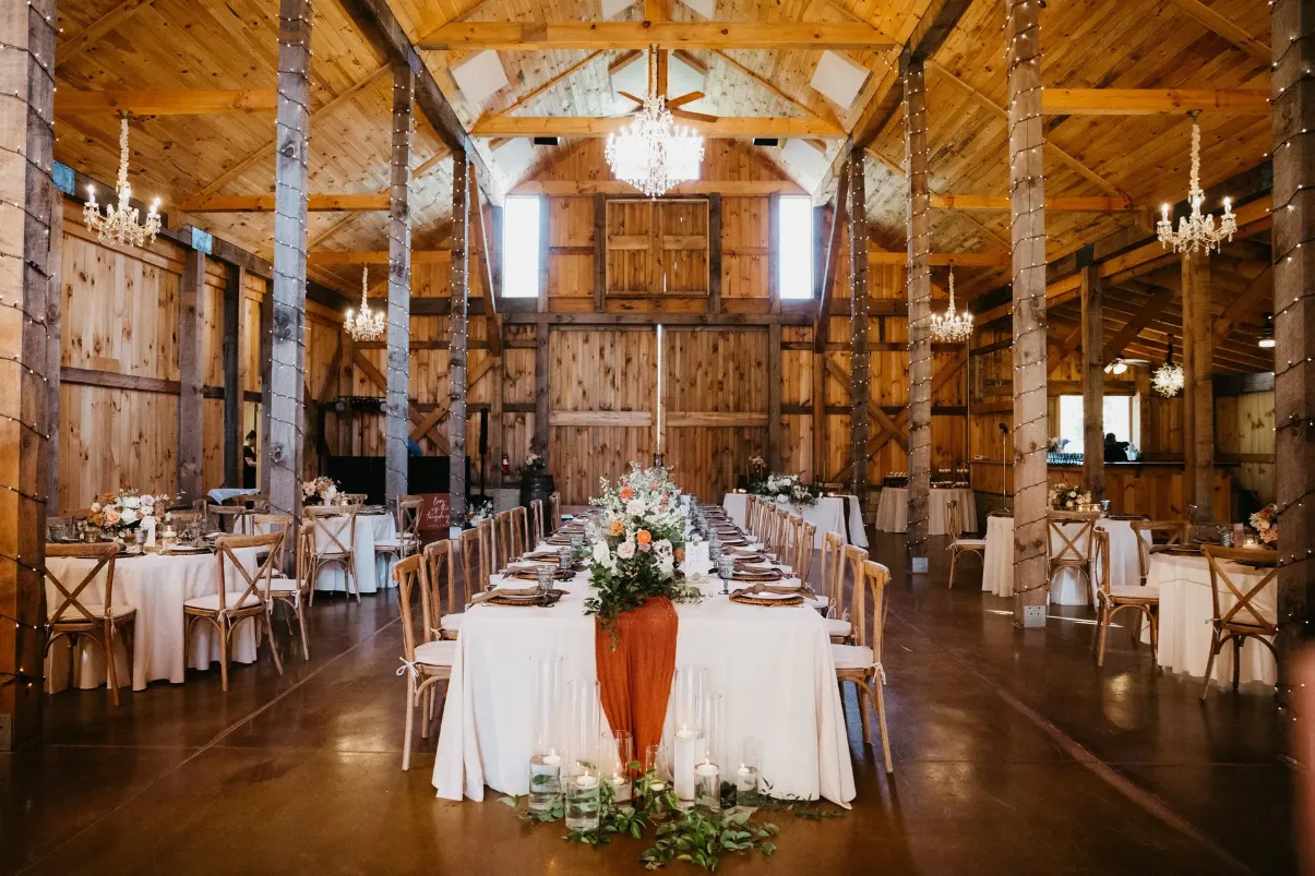 7 blue ridge mountain barn wedding